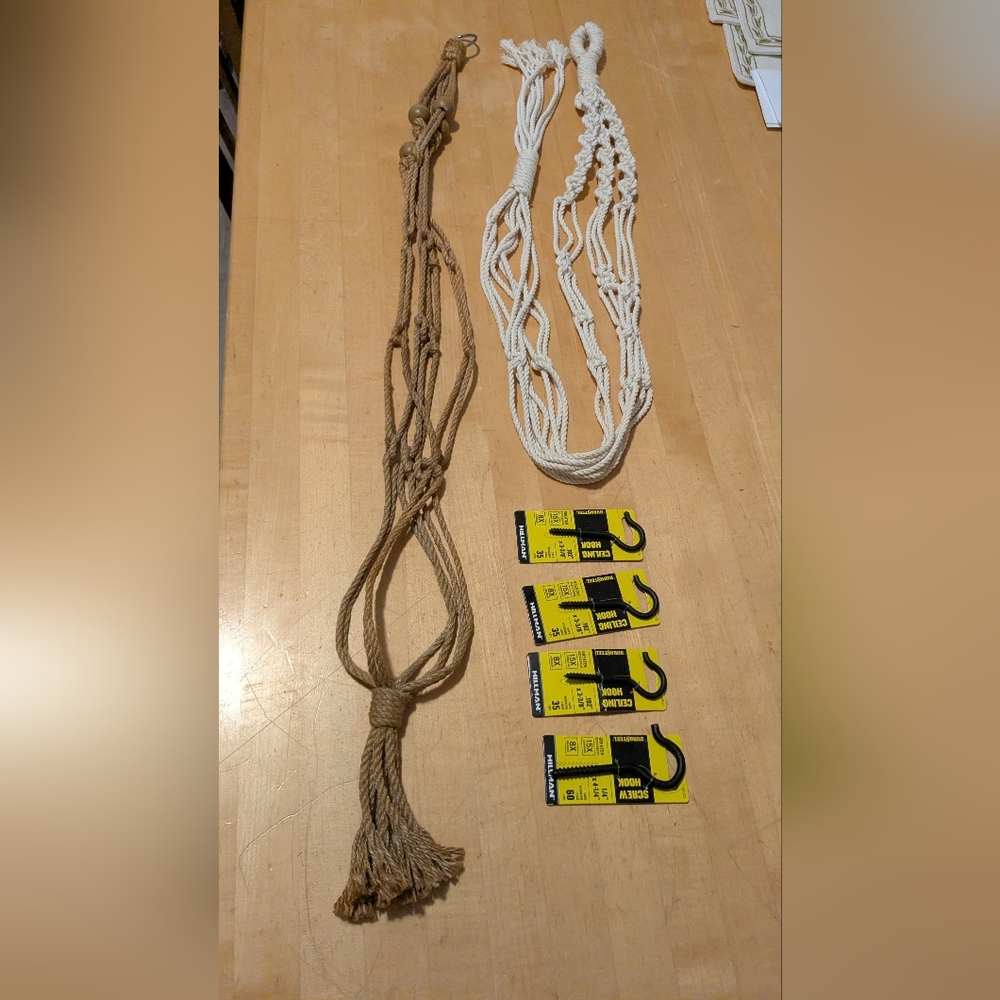 Macrame Plant Hangers in Tan and Cream